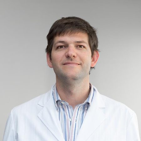 Alejandro-Sola-Oncologo.jpg